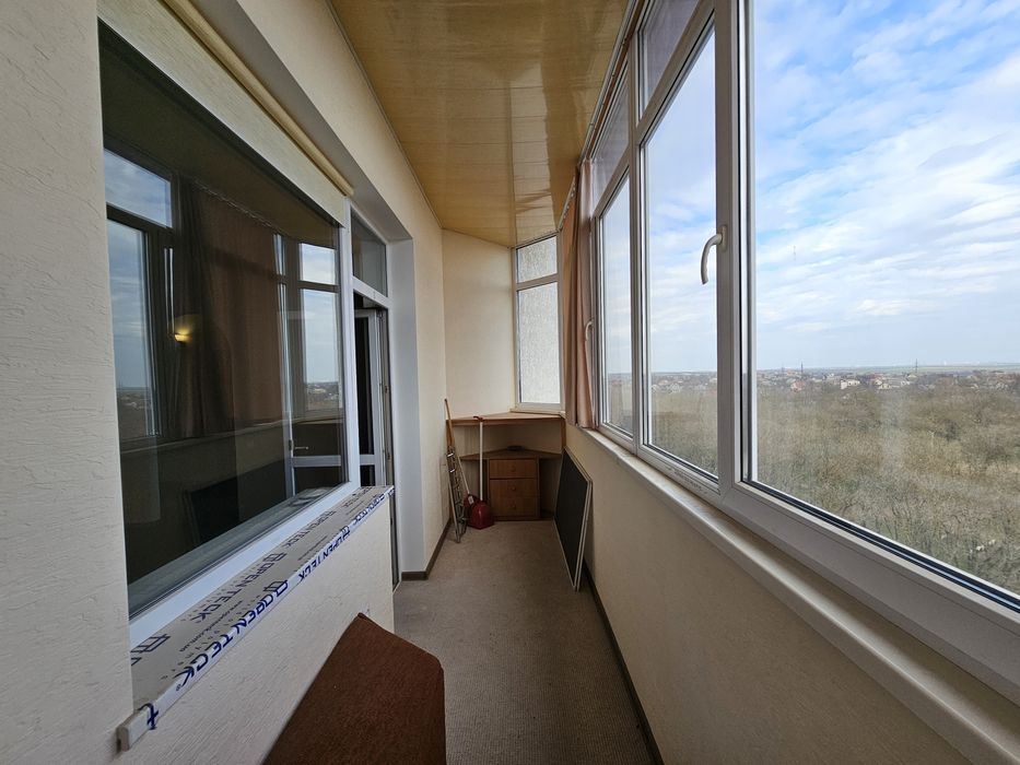 Продам двухуровневую квартиру в новом доме. Пригород Черноморска