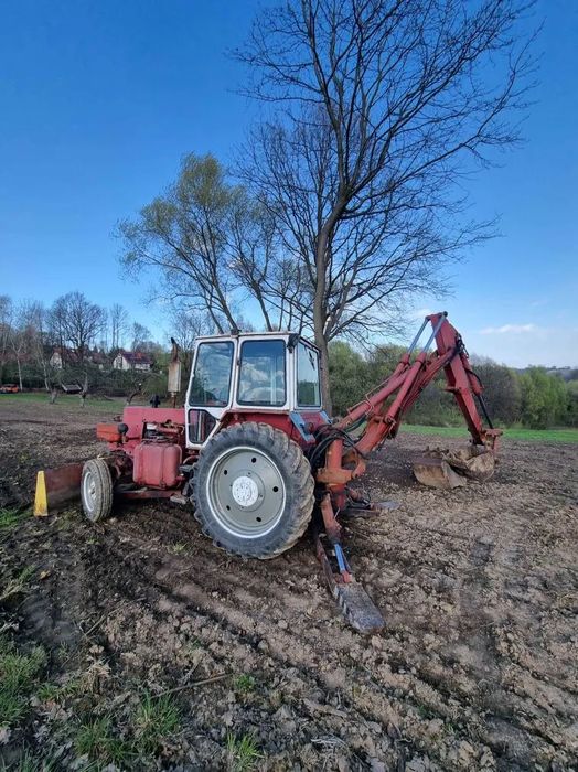 Białoruska koparka MTZ — odpala, kopie, jedzie. Wieliczka