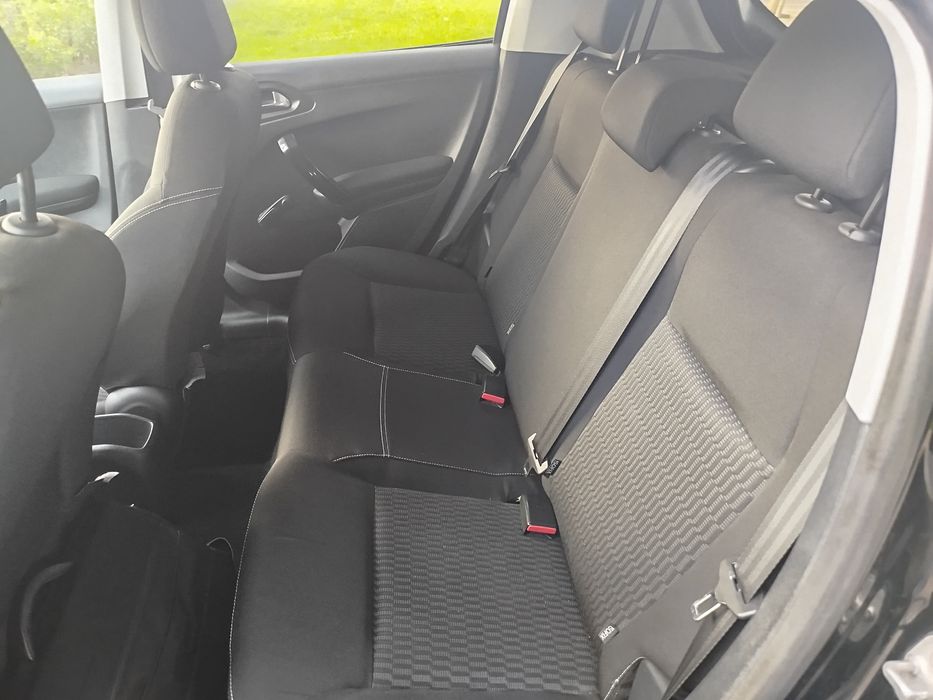 Peugeot 208 1.6HDI 2017/Econômico/Estimado