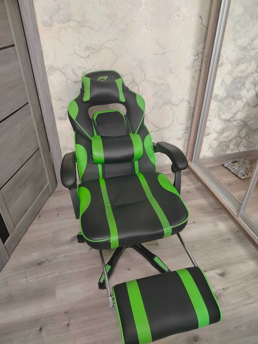 Крісло ігрове б/у