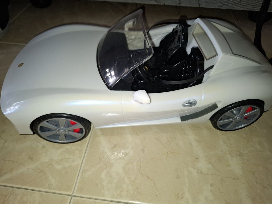 Rainbow High Car64752244352258121