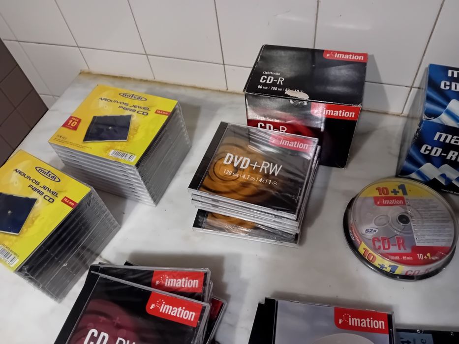 Pack 65 Cds Virgens/Caixas Cds Novos