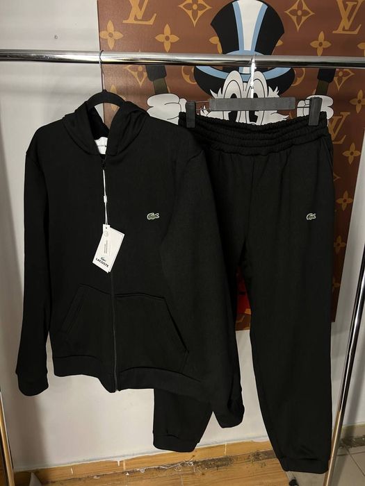 ЦЕНА БЫЛА 4000!Мужской спортивный костюм Lacoste на флисе черный зип