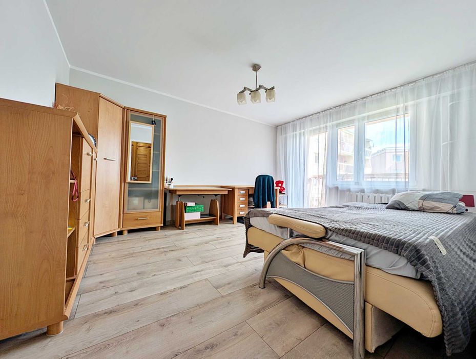 Wynajmę pokój 1 osobowy z BALKONEM w 2 pokojowym mieszkaniu, Jaroty ul. Mroza