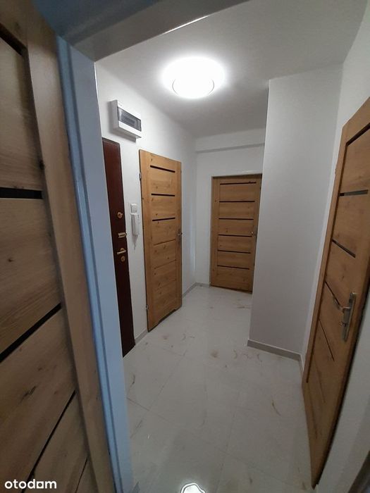 Na sprzedaż wyremontowane 3-pokojowe mieszkanie.