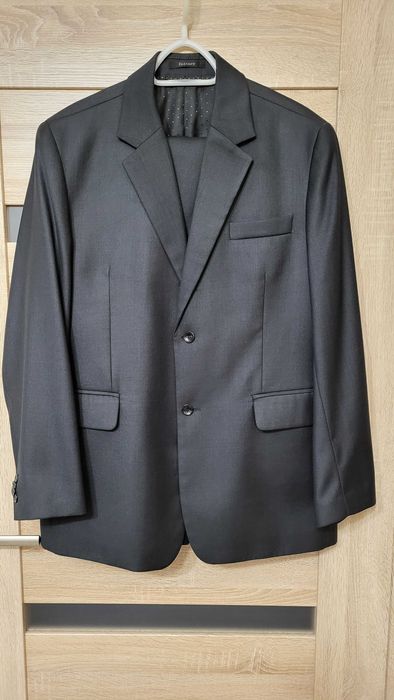 Garnitur męski czarny 176-180 /108/94