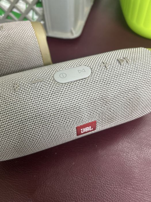 JBL charge 3 usadas