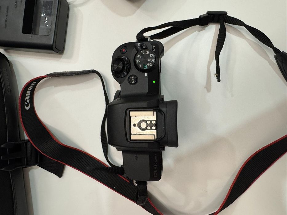 Canon EOS M50 Mark II em excelente estado
