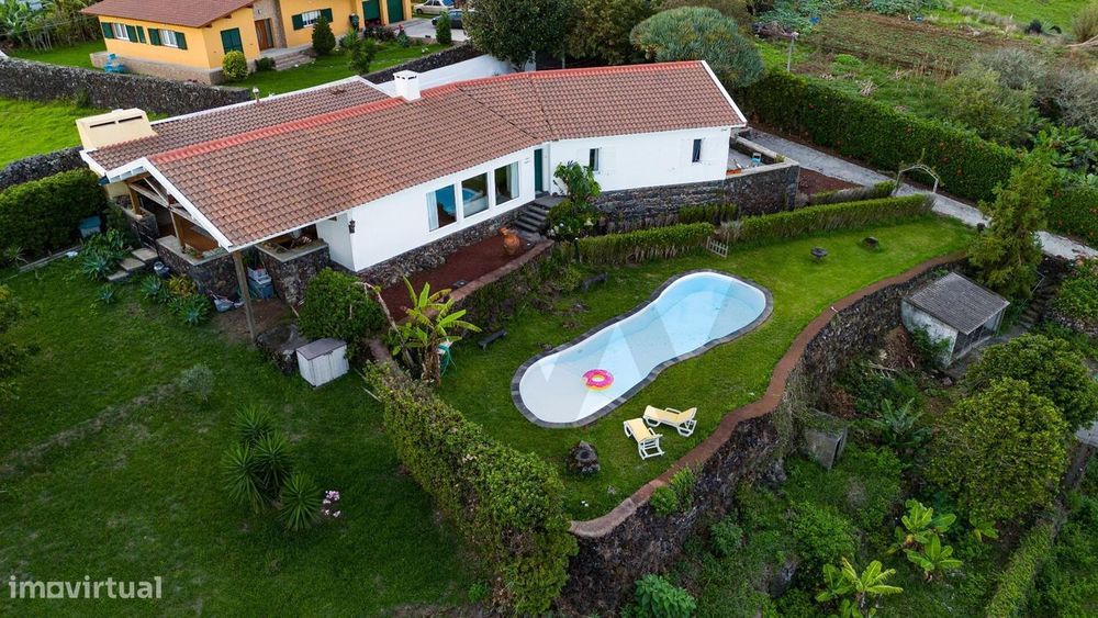 Refúgio no Livramento - Moradia Charmosa inserida em Quinta Privativa