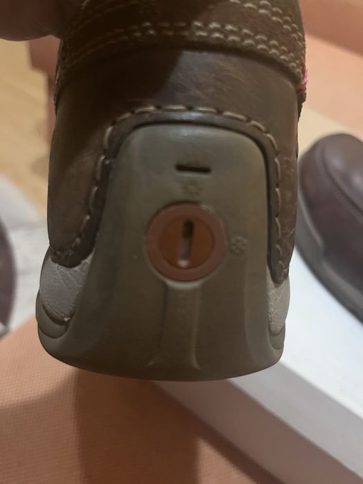 Чоловічи тухлі  Clarks