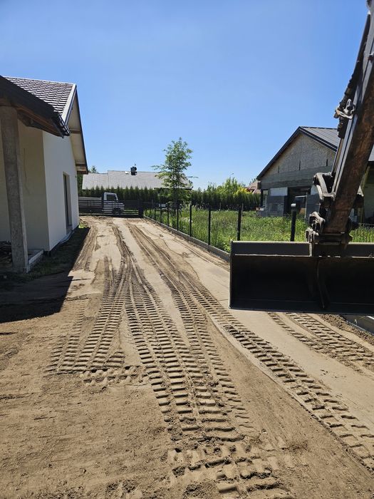 USLUGI KOPARKĄ 2.5TONY ,MINIKOPARKA  roboty ziemne  koparka ,