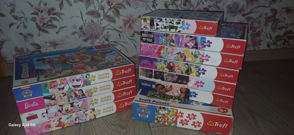 Продам пазли  дитячі.