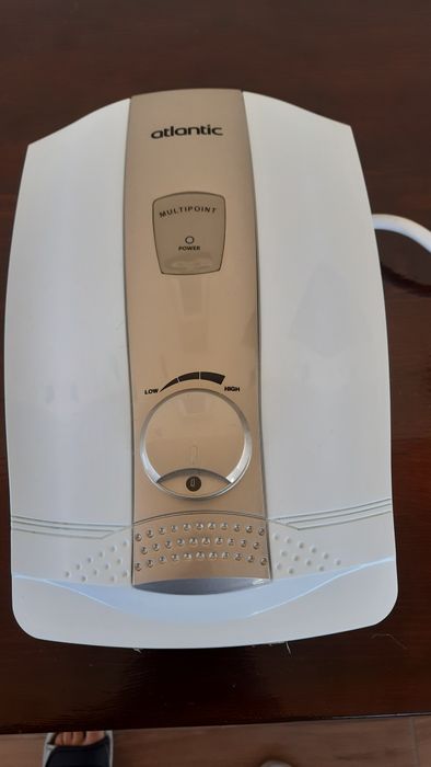 Проточный водонагреватель АTLATIC M777 MP7.O kW