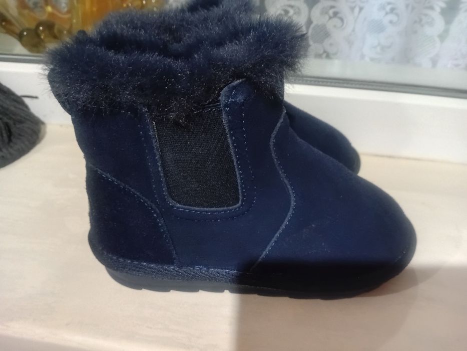 Натуральні уггі для дівчинки