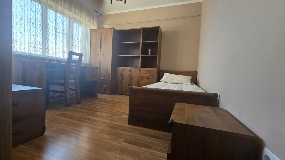 Продаж велика квартира в самому центрі