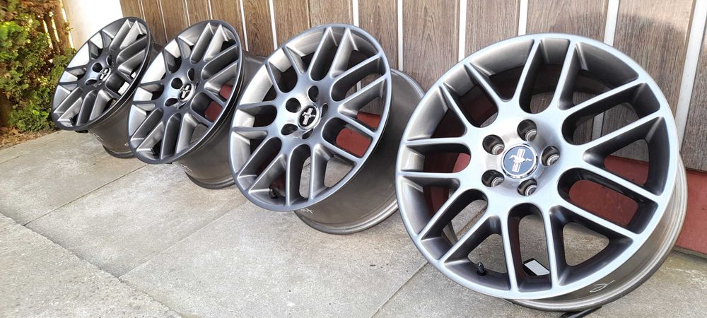 Felgi aluminiowe Ford Mustang  18"  OE + czujniki