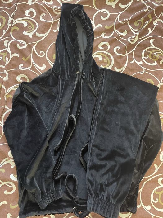 Велюровий костюм