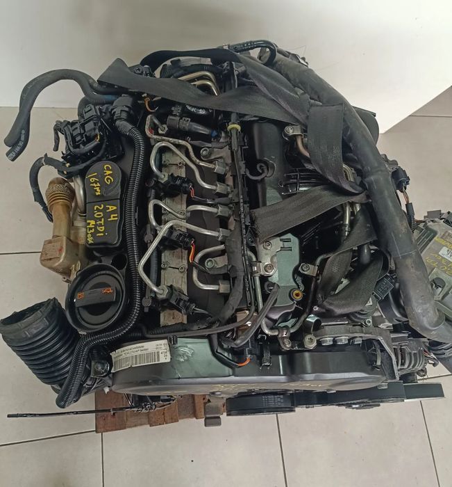 motor audi A4 2.0TDI 143cv CAG caixa velcidades automatica - LLM ano