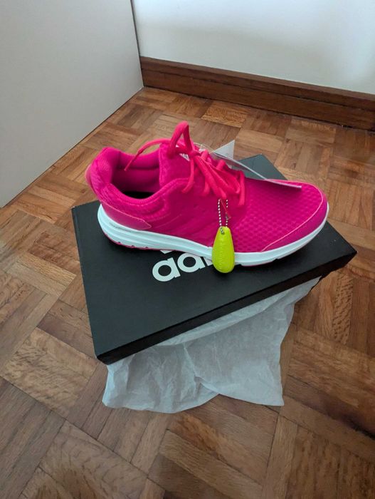 Sapatilhas Adidas Galaxy w 3