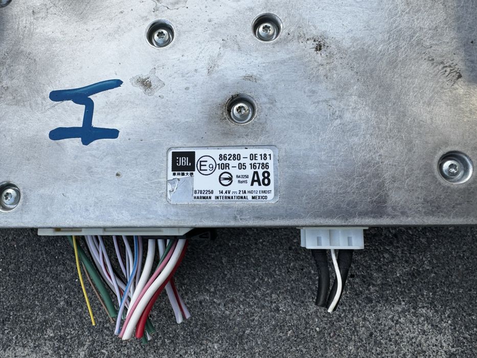 Toyota Highlander 2019-2024 года комплект музыки звука JBL. РАЗБОРКА