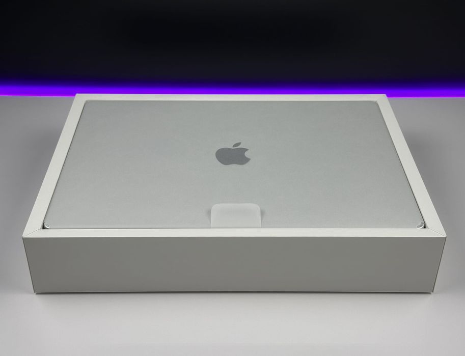 Laptop Apple MacBook Pro 16 A2991 | M3 Pro / 36GB / 512GB / US /Silver