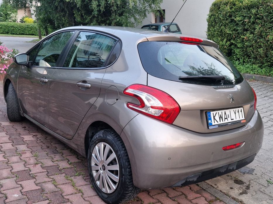 Peugeot 208 1.4 Benzyna 2012