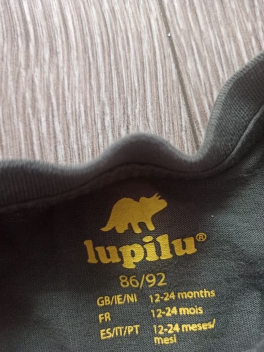 Bluzka na krótki rękaw rozmiar 85/92