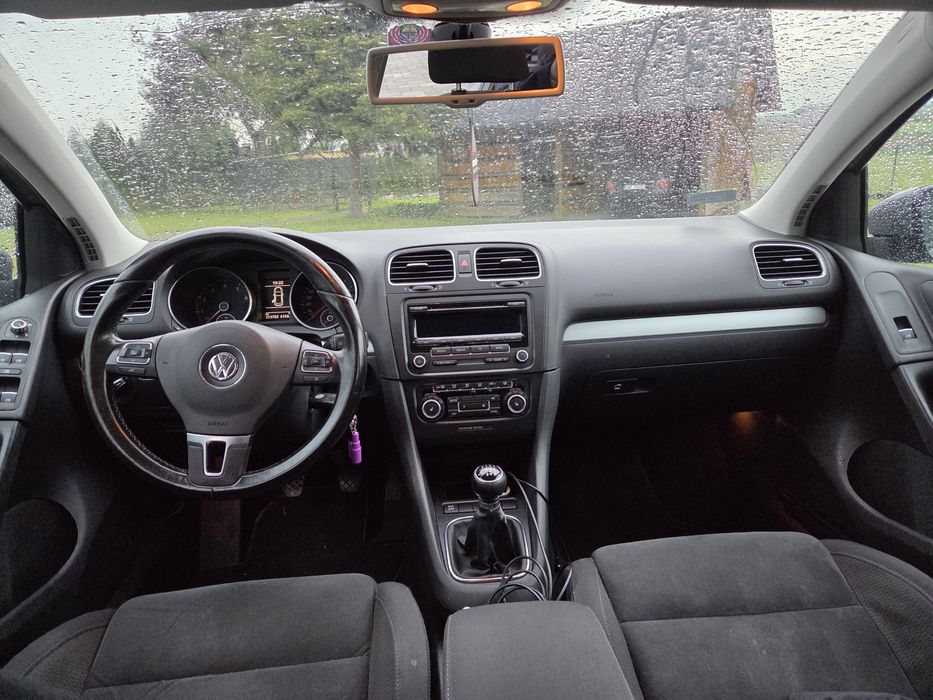 Volkswagen Golf VI