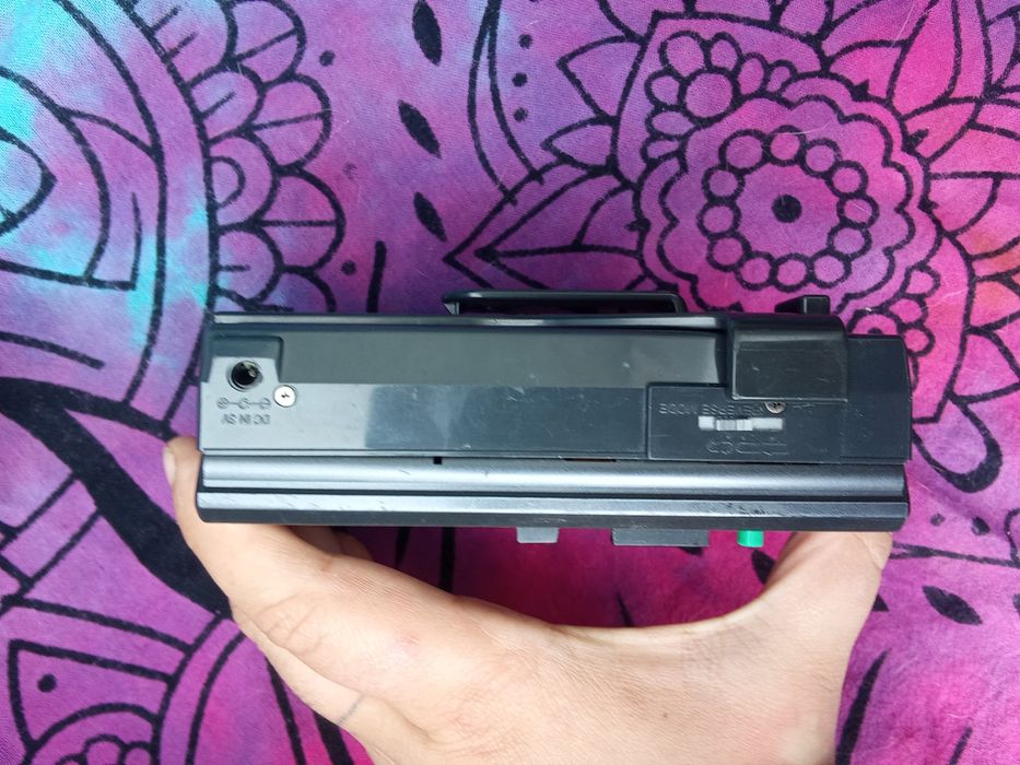 Toshiba Cassette Player & Radio KT-4056 Vintage Walkman