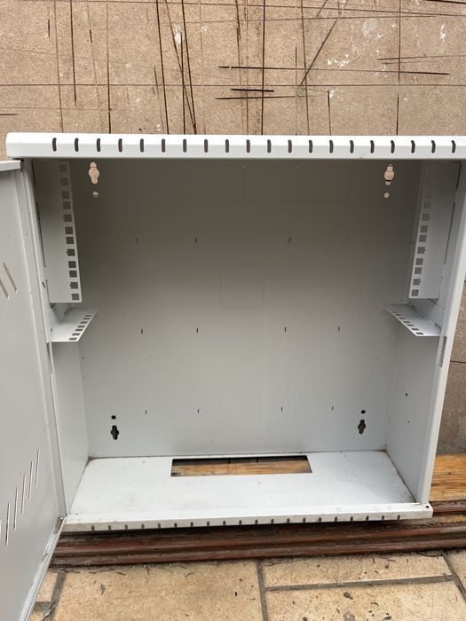 Szafa rack mala