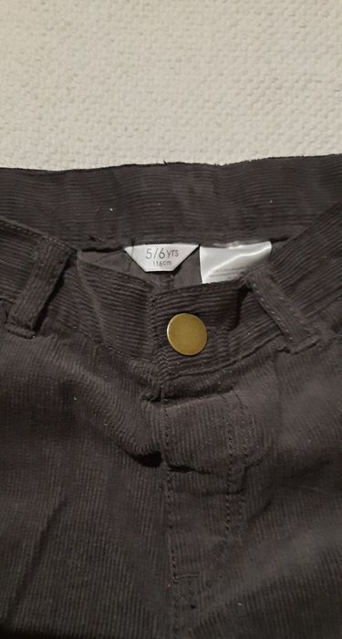 Sweterek, spodnie zestaw roz. 110-116