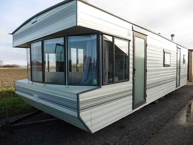 LINDA CASA COM 2 QUARTOS PARA HABITAR