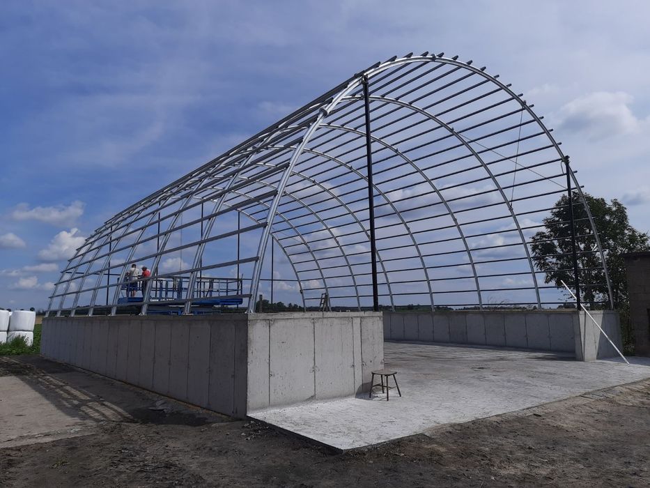 Hala łukowa 14.5 m szerokość wzmocniona teownikiem, magazyn oboro