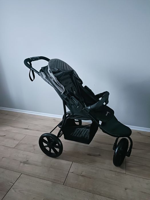 Wózek spacerowy nowy