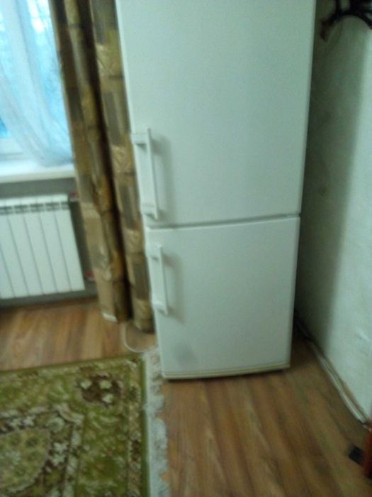 Холодильник Либхер/liebherr40030 б/у