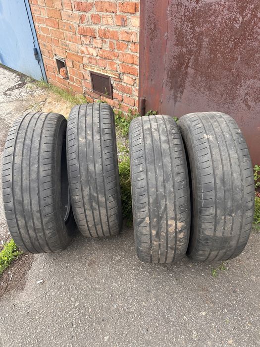 Продам літню гуму хенкок 215/70 р16