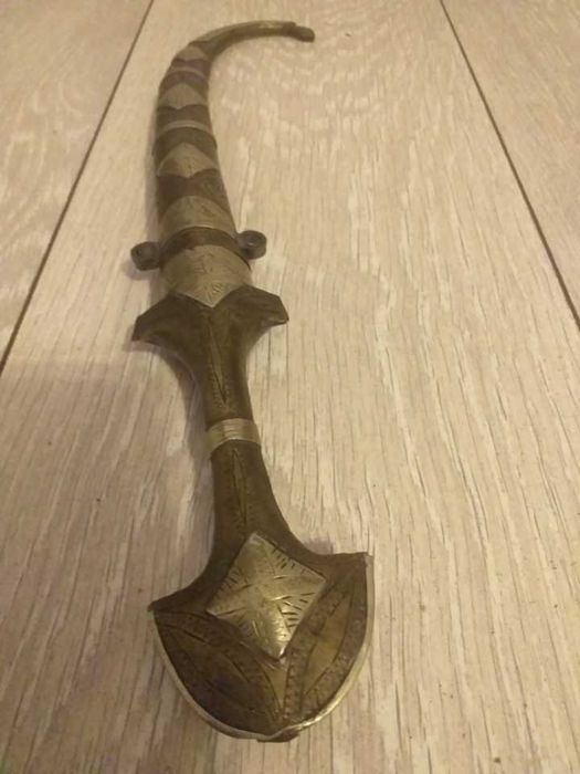 Stary sztylet kindżał