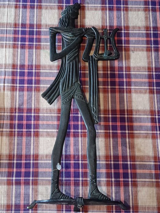 Estatua estatueta feita a mão em bronze decoraçao