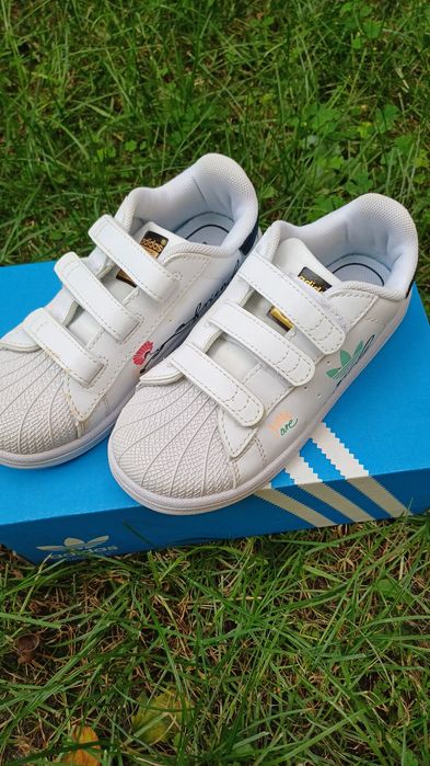 Кеди  для дівчинки ADIDAS 34р.