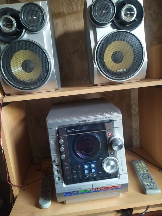 Продам музичний центр Самсунг б/в