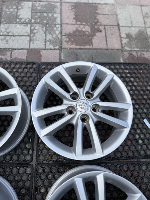 Ном 160 152 Диски оригінал Toyota camry corolla avensis auris rav4 5 114,3 r16