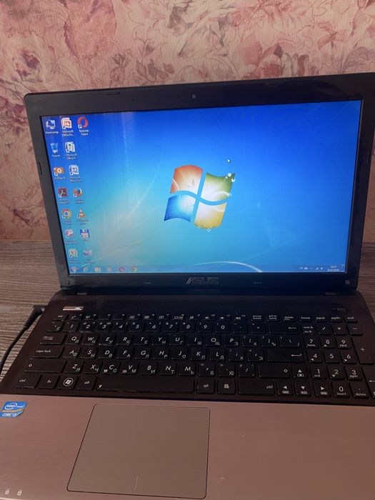 筐体のみ ASUS K55V windows8 搭載モデル HDDなし ジャンク 筐体のみ