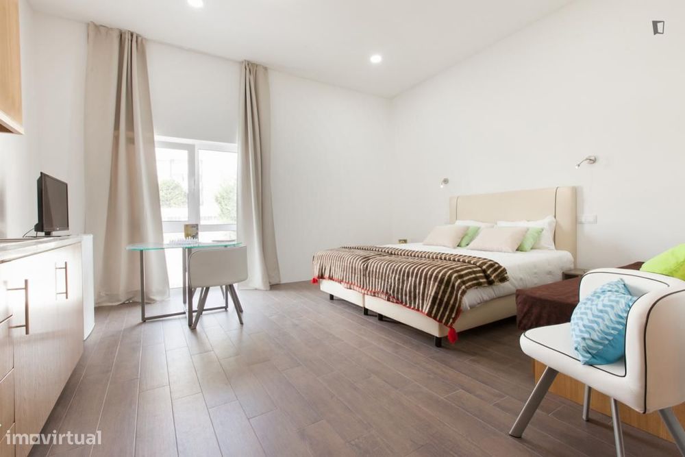 Studio - Located in Bonfim, Porto