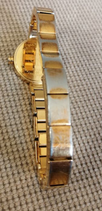 Zegarek CK oryginalny.  Plus 2 nowe baterie srebrowe