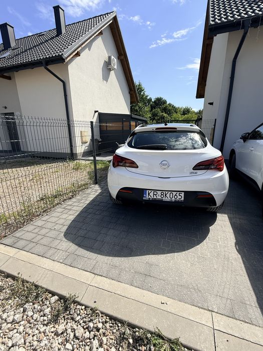 Opel Astra GTC 1.4 Benzyna + LPG – ekonomiczne, zadbane, wyjątkowe autko