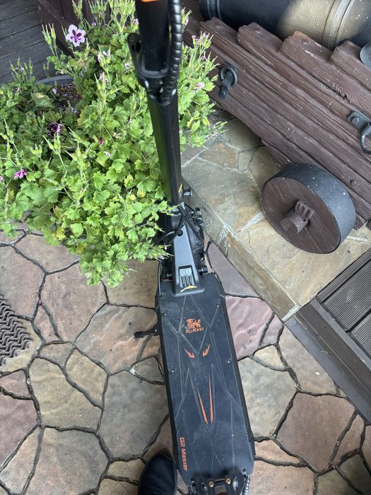 Електро самокат Куго кирим g2 master