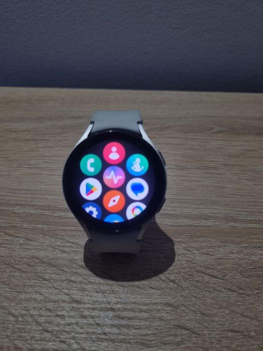 Samsung Galaxy Watch4 – Bom Estado