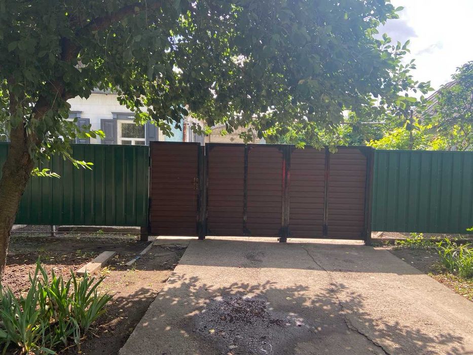 Продам приватний будинок в м. Синельникове