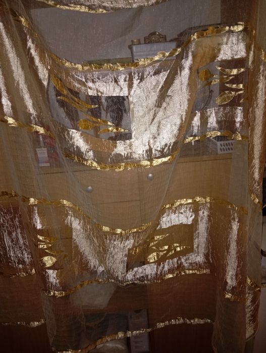 Продам тюль на окно.