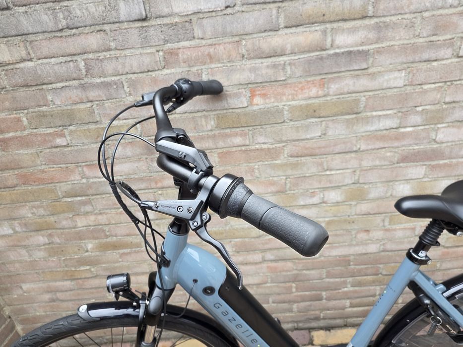 Rower Elektryczny Gazelle Grenoble HMB Smart